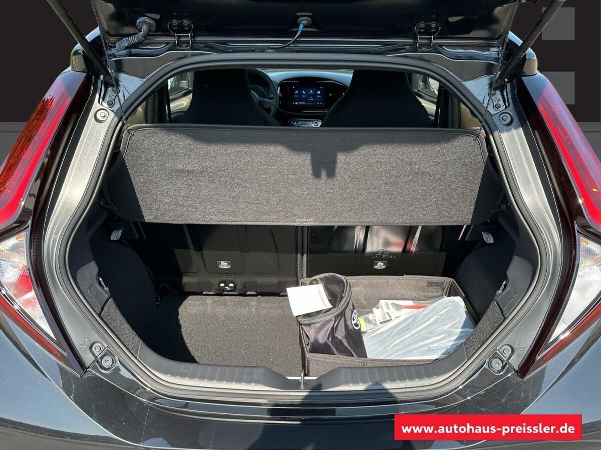 Toyota Aygo X Teamplayer + Komfort Paket + LED Paket