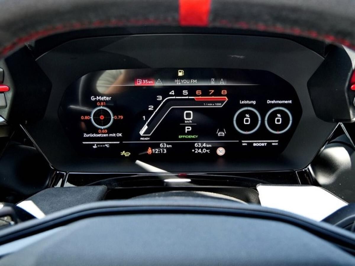 Audi RS3 UPE br. 88.965,- Sportback S tronic /