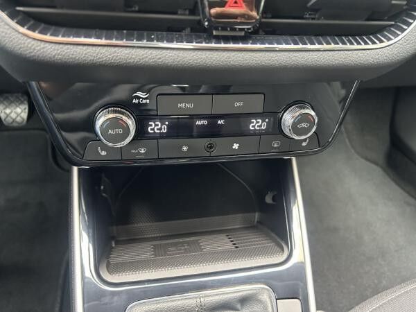 Skoda Fabia 1.0 TSI Selection+ACC+Kessy+AHZV