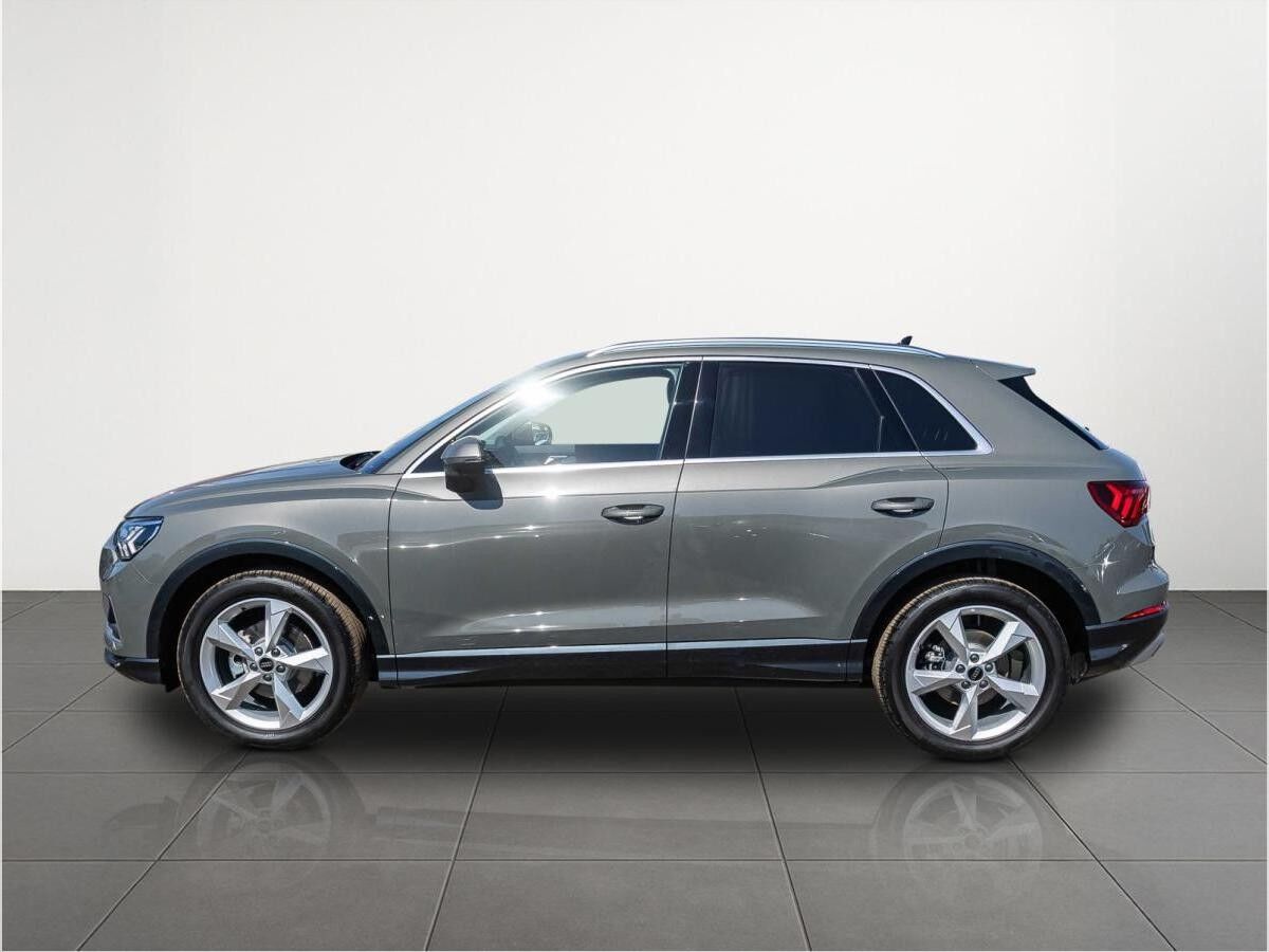Audi Q3 SUV advanced 35 TFSI S tronic AHK NAVI MATRIX 360°