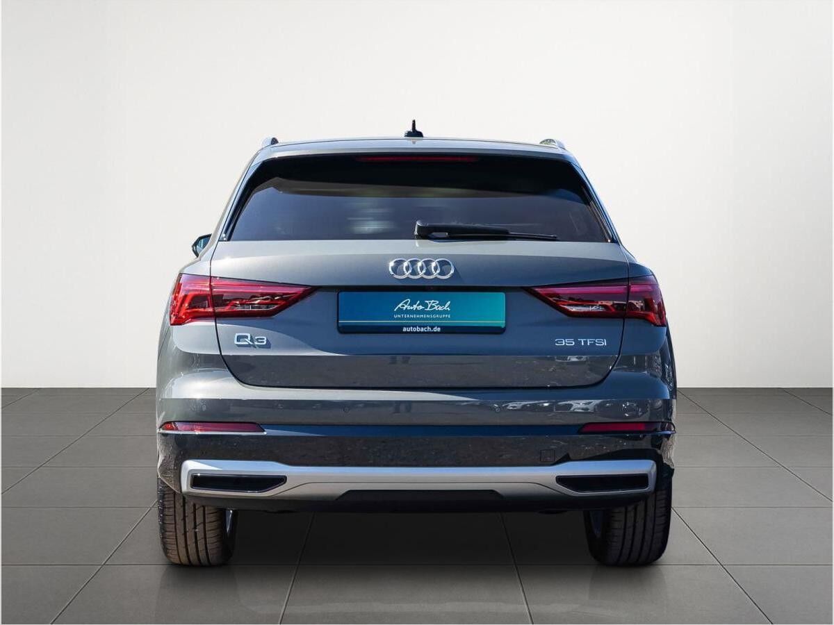 Audi Q3 SUV advanced 35 TFSI S tronic AHK NAVI MATRIX 360°