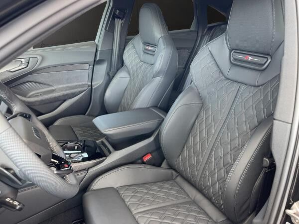 Audi A5 Limousine e-hybrid quattro S tronic/Tech pro/ HuD / AHK