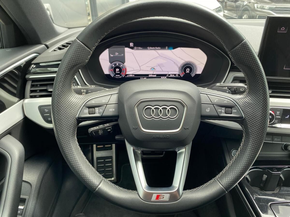 Audi A4 Avant 40 TDI quattro S line competition+ AHK Audi A4 Avant 40 TDI quattro S line competition+ AHK