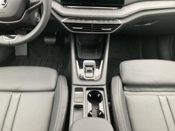 Skoda Octavia Combi Selection 2.0 TDI DSG -SOFORT VERFÜGBAR-
