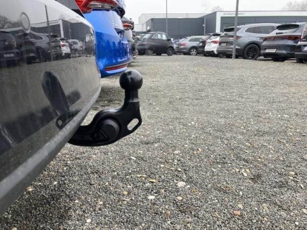Skoda Octavia Combi Selection 2.0 TDI DSG -SOFORT VERFÜGBAR-