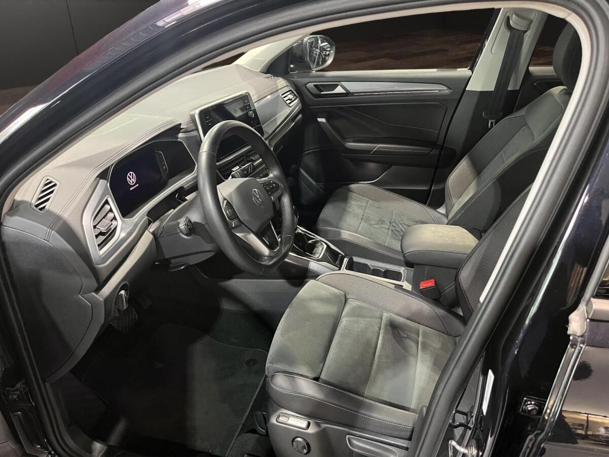 Volkswagen T-Roc Style 1.5 TSI*NAV*DSG*IQ DRIVE*ACC*CAM*LED Volkswagen T-Roc Style 1.5 TSI*NAV*DSG*IQ DRIVE*ACC*CAM*LED