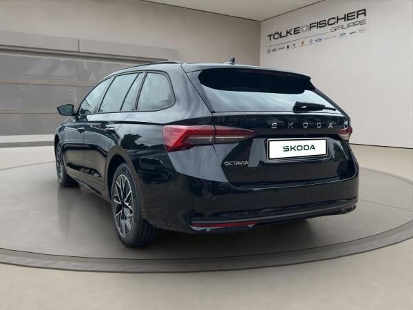 Skoda Octavia SOFORT VERFÜGBAR! Combi Tour ACC AHK Navi 360° eHeck Matrix