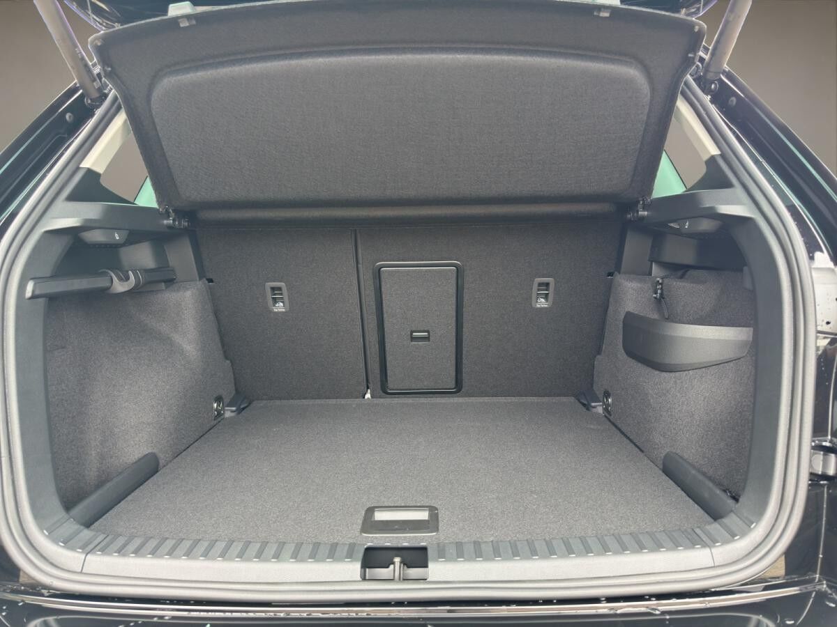 Skoda Karoq SOFORT VERFÜGBAR! 2.0 TDI DSG ACC AHK Navi Virtual eHeck