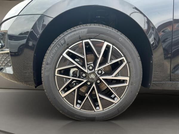 Skoda Octavia SOFORT VERFÜGBAR! Combi Tour ACC AHK Navi 360° eHeck Matrix