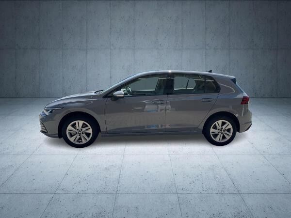 Volkswagen Golf Life 1.0 TSI STHZ*NAVI*SHZ vo/hi*LED*KlimaA