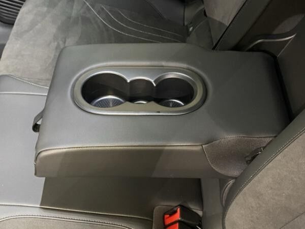Volkswagen ID.4 Pro Performance Move h / Navi STHZ AHK