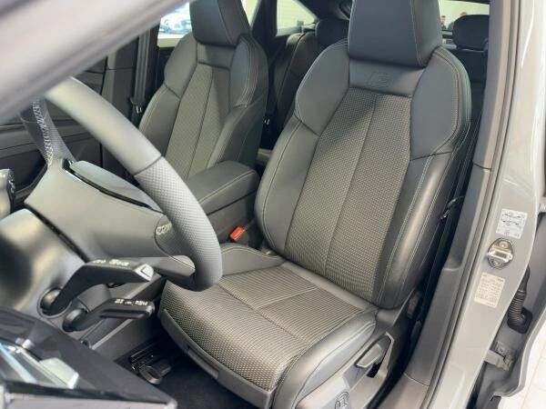 Audi Q4 e-tron Q4 Sportback e-tron 35 Matrix Kamera Navi