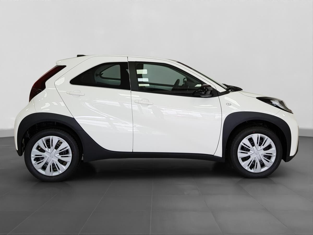 Toyota Aygo X Business Edition Sitzheizung / Rückfahrkamera