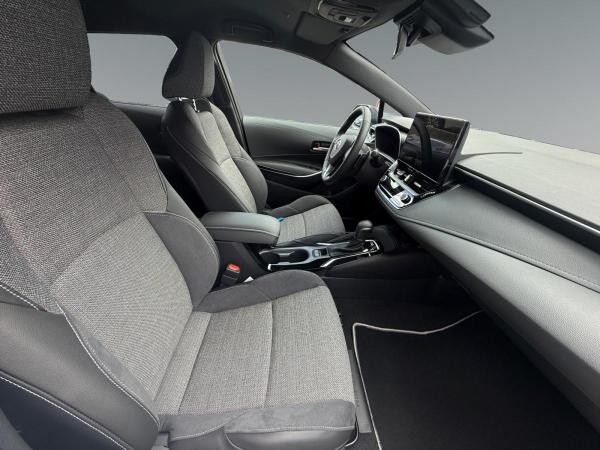 Toyota Corolla TS 1.8 Teamplayer +Technik-Paket +div. Farben