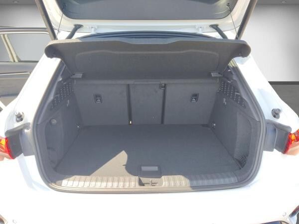 Audi RS3 Sportback NUR MIT SBH-AUSWEIS !!! SONOS Matrix Navi+ Kamera SportAGA