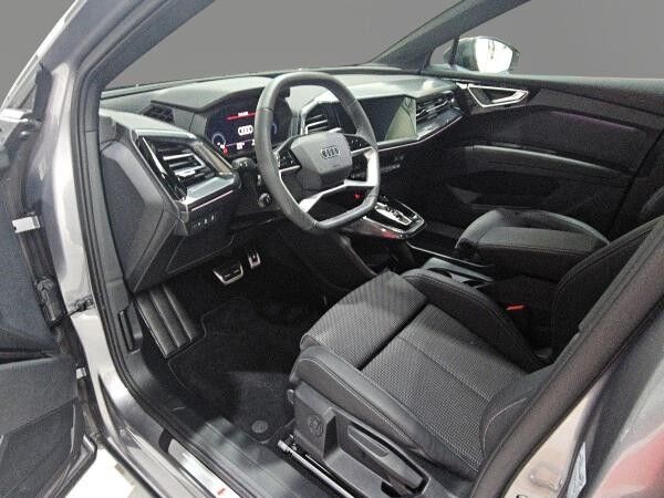 Audi Q4 e-tron 45 Sportback S-Line AHK HuD PANO NAVI