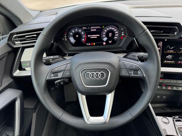 Audi A3 Sportback 35 TFSI LED KAM ACC SMARTPINTER SHZ