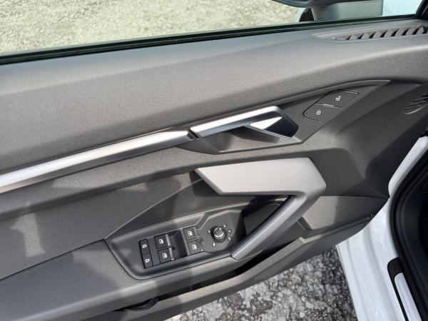 Audi A3 Sportback 35 TFSI LED KAM ACC SMARTPINTER SHZ