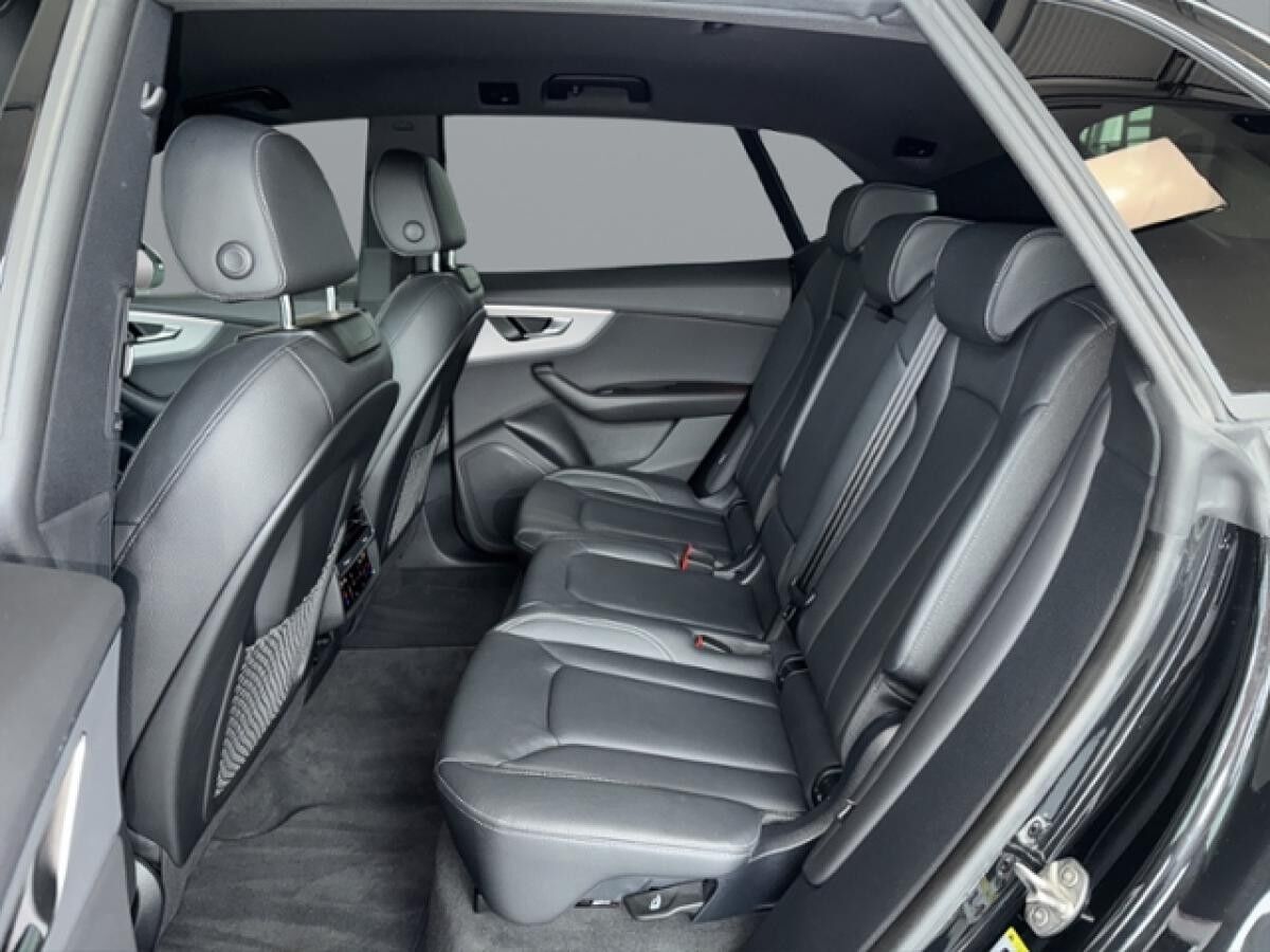 Audi Q8 45 TDI quattro 170(231) kW(PS) tiptronic*Luftfederung*AHK*Headup*Matrix