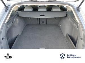 Volkswagen Passat Variant Business 1.5 eTSI DSG LED+SHZ+App-Connect