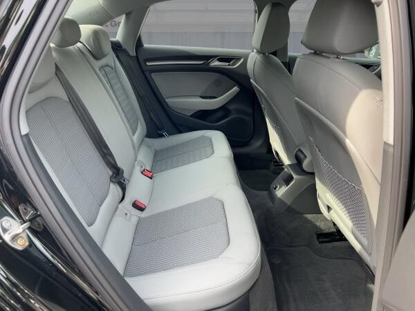 Audi A3 1.6 TDI 30 Design PDC KLIMA MMI Plus