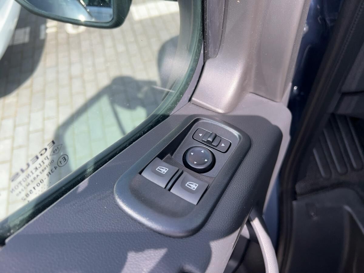 Nissan Interstar L2H2 Automatik AHK SHZ Kamera Navi