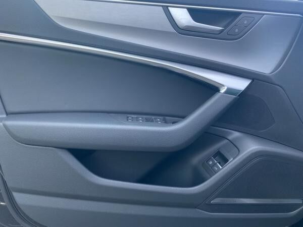 Audi A6 Avant 55 TFSI e S line quattro S tronic ALW