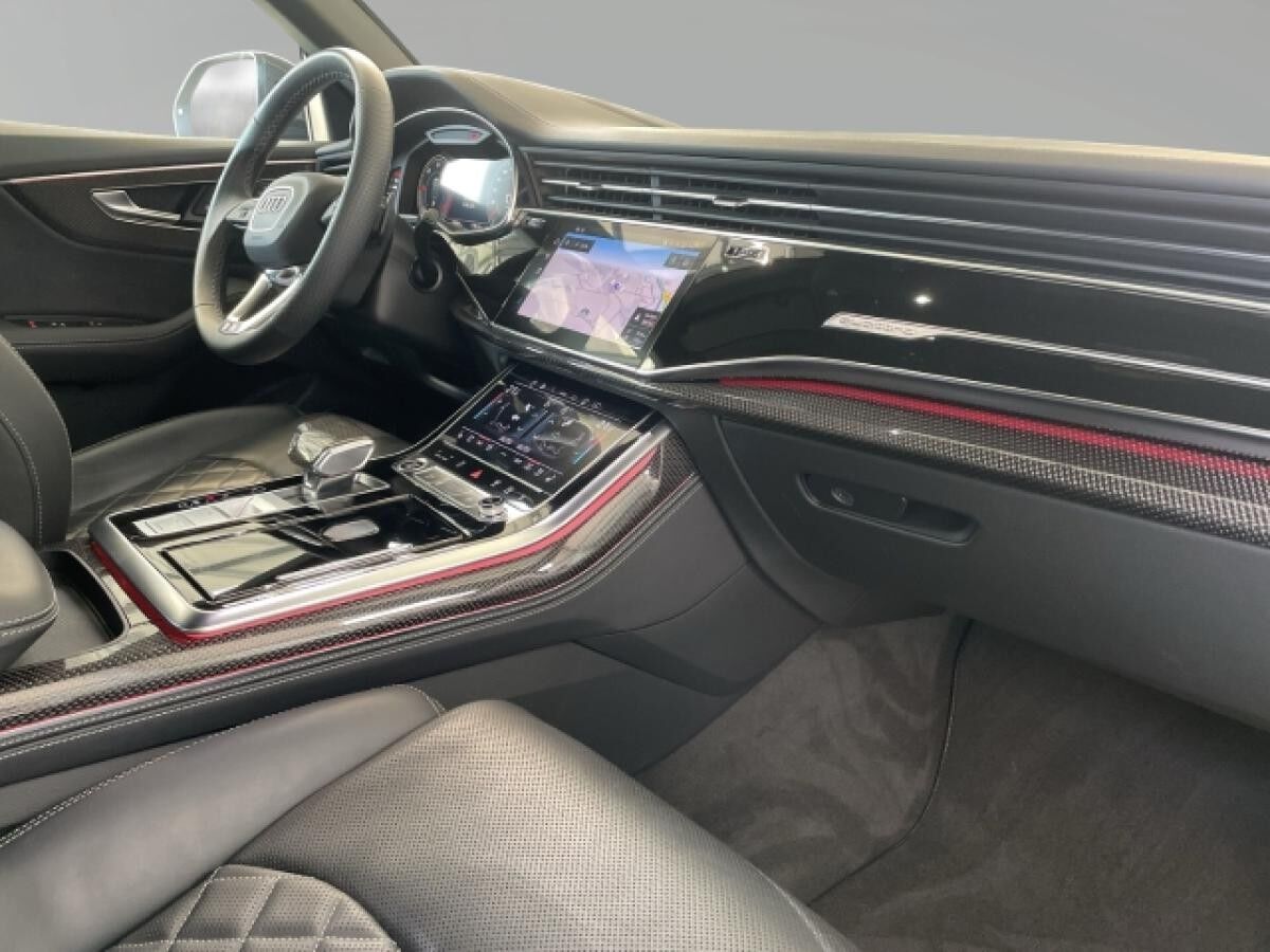 Audi Q8 50 TDI qu Matrix AHK Memory HuD Pano Standhzg