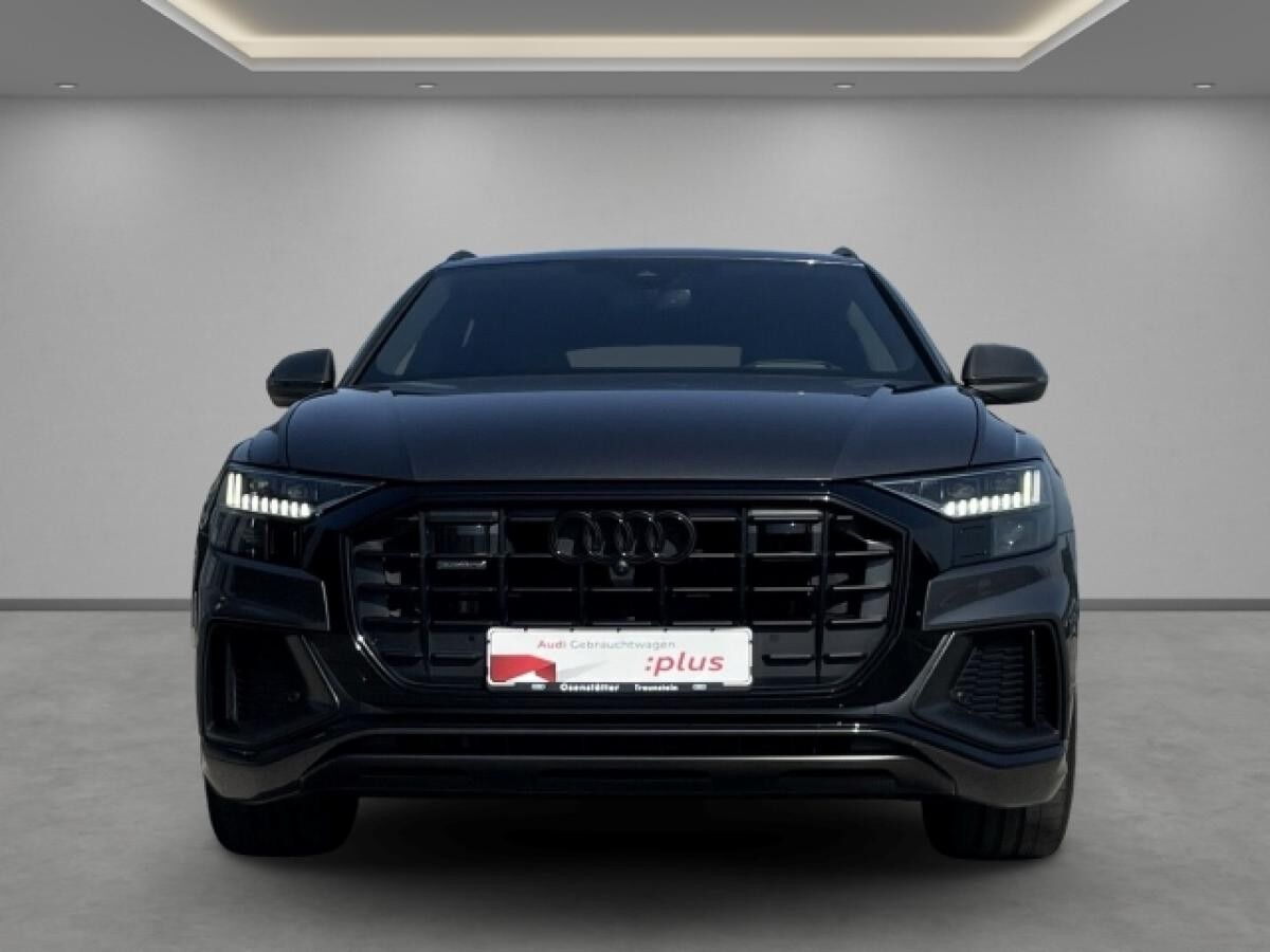 Audi Q8 50 TDI qu Matrix AHK Memory HuD Pano Standhzg