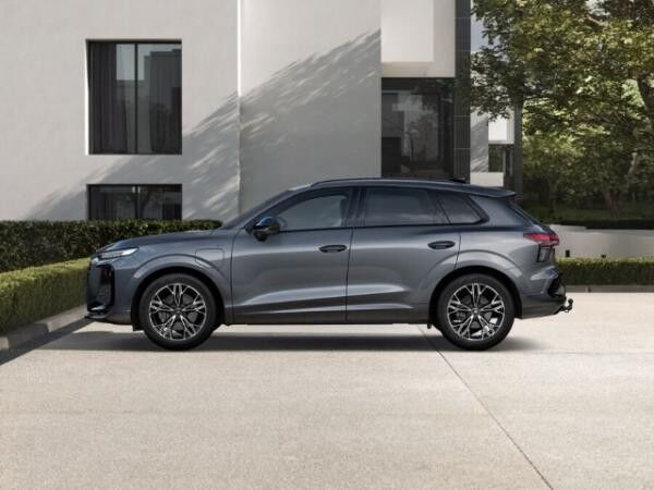 Audi Q3 e-hybrid S line AHK DigMatrix ACC SONOS HUD