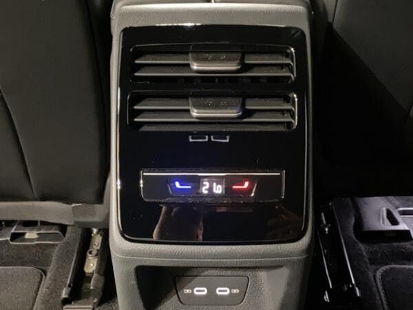 Volkswagen ID.7 Tourer Pro h / Navi LED ACC RFK AHK