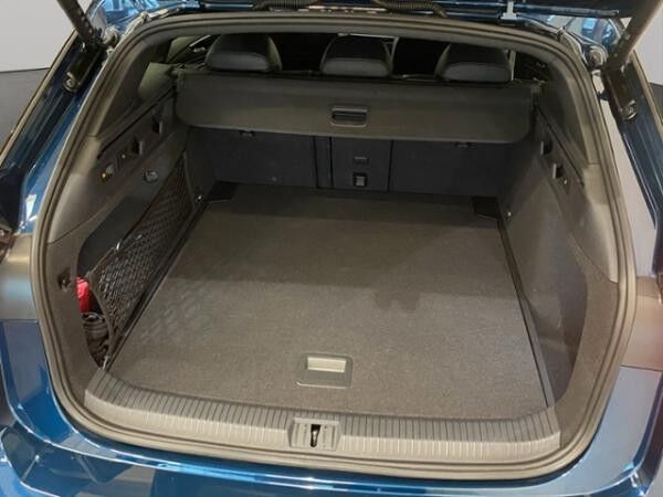 Volkswagen ID.7 Tourer Pro h / Navi LED ACC RFK AHK