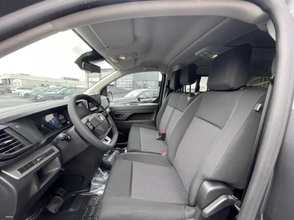 Opel Vivaro 9-Sitzer Automatik Kamera+Navi+Carplay