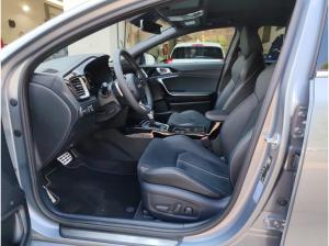 Kia ProCeed 1.5 T DCT GT-LINE 18 ZOLL NAVI APPLE CARPLAY