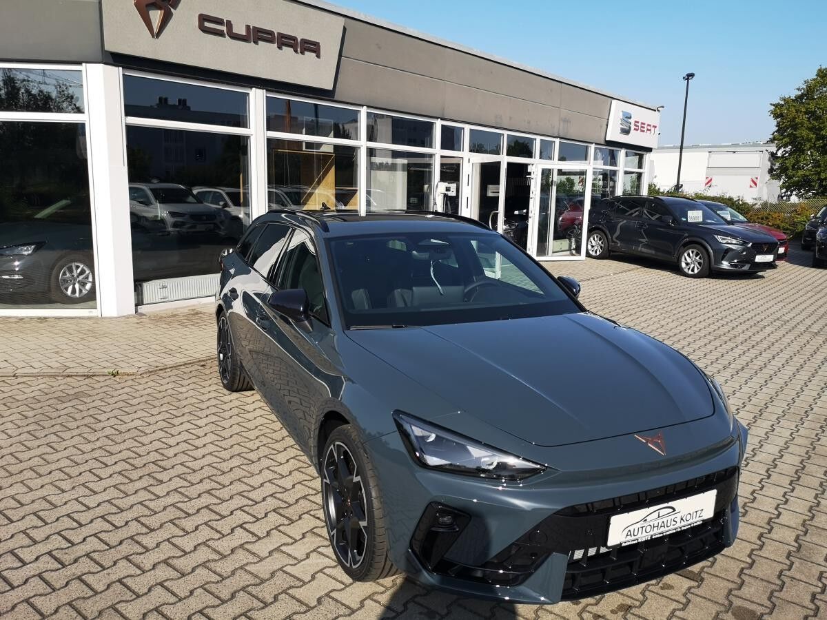Cupra Leon 2.0 TSI 333PS 4Drive VZ HD-Matrix-LED Pano/Schiebe Aktion bis 14.11.2025