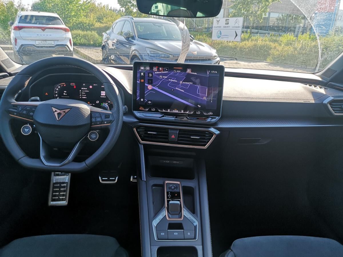 Cupra Leon 2.0 TSI 333PS 4Drive VZ HD-Matrix-LED Pano/Schiebe Aktion bis 14.11.2025