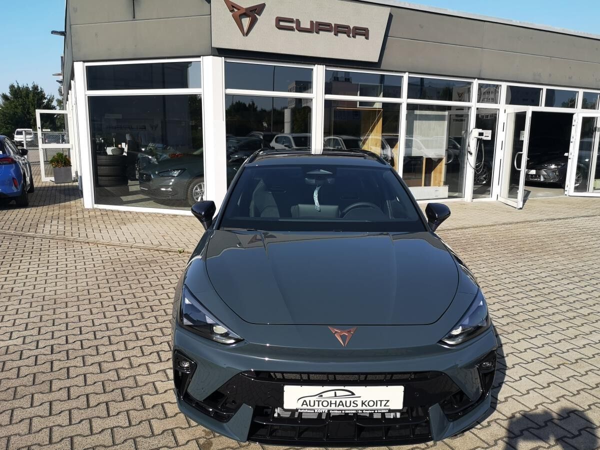 Cupra Leon 2.0 TSI 333PS 4Drive VZ HD-Matrix-LED Pano/Schiebe Aktion bis 14.11.2025