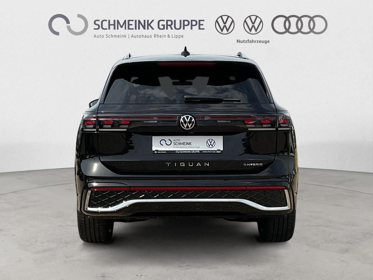 Volkswagen Tiguan R-Line 1.5 eHybrid DSG Kamera AHK Navi ACC Matrix-LED
