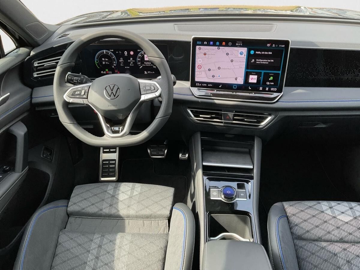 Volkswagen Tiguan R-Line 1.5 eHybrid DSG Kamera AHK Navi ACC Matrix-LED