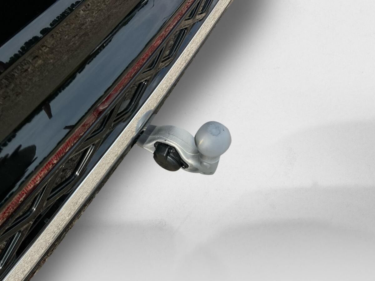 Volkswagen Tiguan R-Line 1.5 eHybrid DSG Kamera AHK Navi ACC Matrix-LED