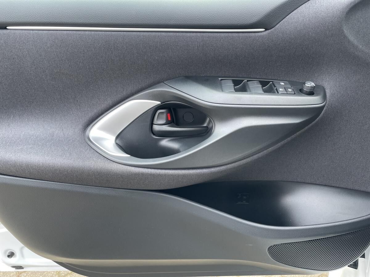 Toyota Yaris 1.5 Hybrid Business Edition Sitzheizung / Lenkradheizung