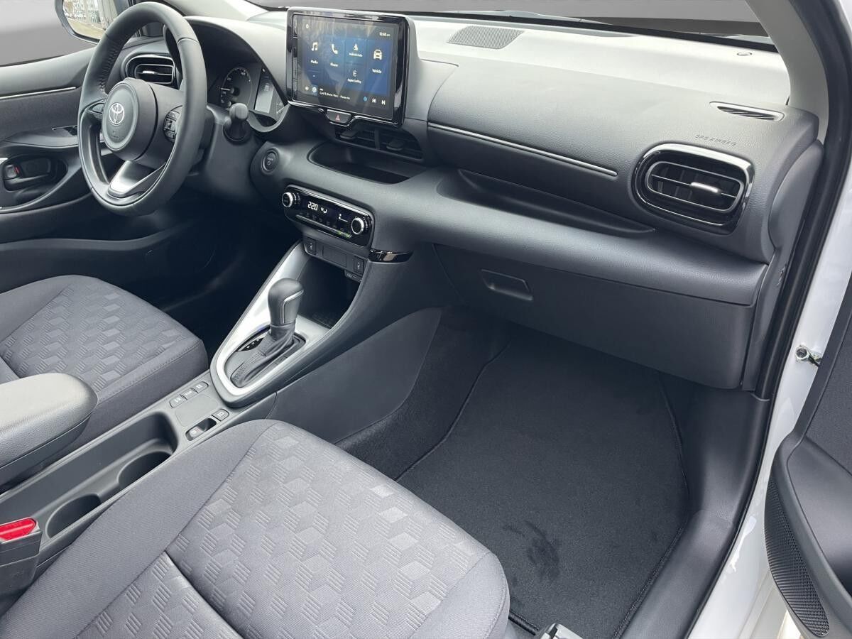 Toyota Yaris 1.5 Hybrid Business Edition Sitzheizung / Lenkradheizung