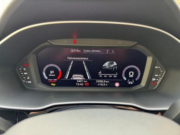 Audi Q3 Sportback S line 35TFSI LED AHK NAV ACC VIRT
