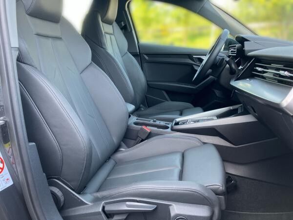 Audi A3 Sportback advanced 35TDI S-tronic / Navi, LED