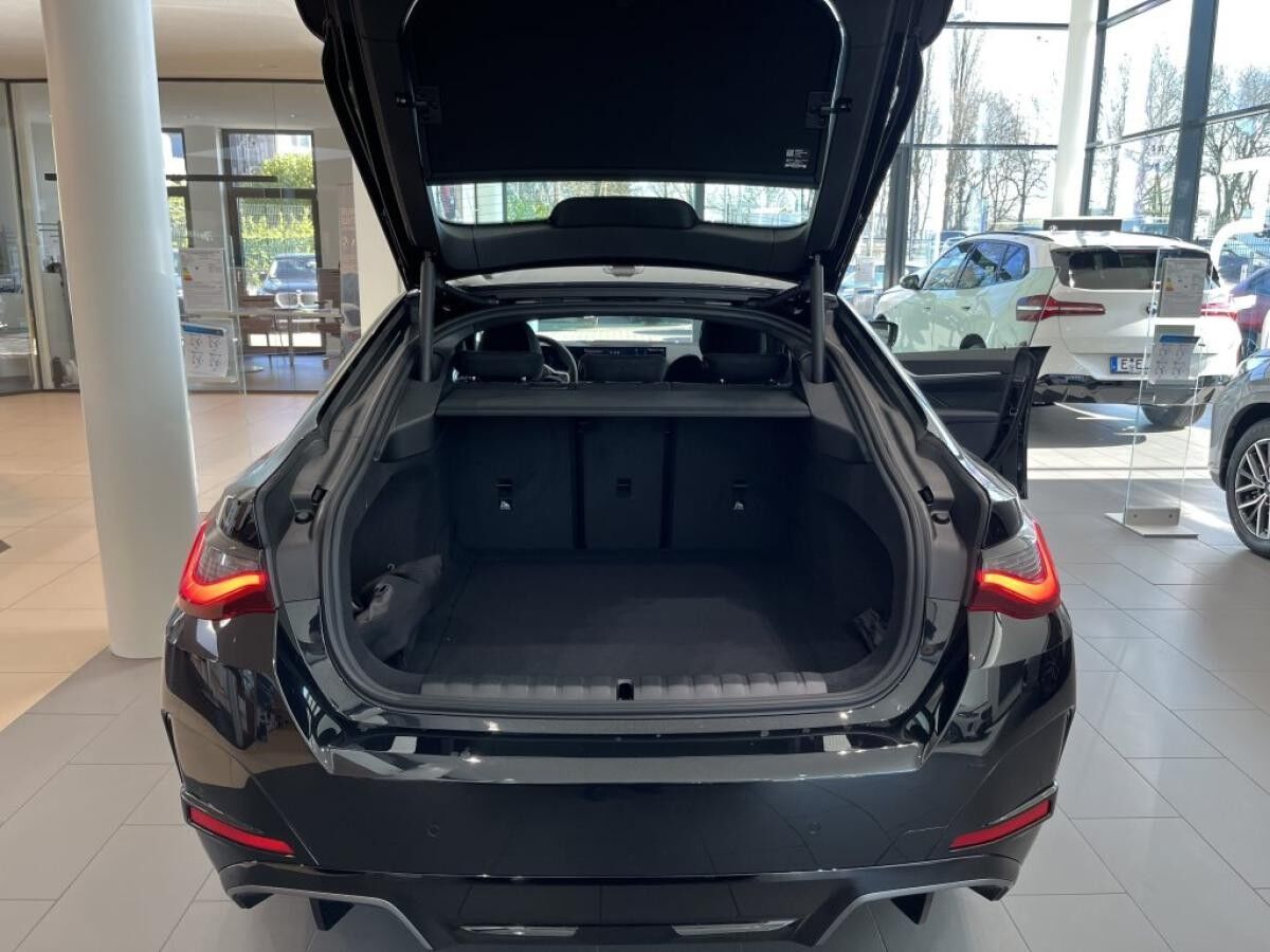 BMW i4 eDrive40 GC M Sport || 19Z HiFi NEUWAGEN! SOFORT