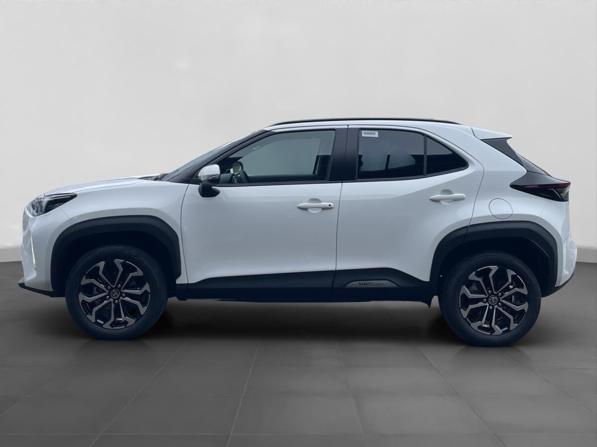 Toyota Yaris Cross 1,5 Hybrid 130PS 4x2 Teamplayer Winter-Paket*SOFORT Verfügbar* Toyota Yaris Cross 1,5 Hybrid 130PS 4x2 Teamplayer Winter-Paket*SOFORT Verfügbar*