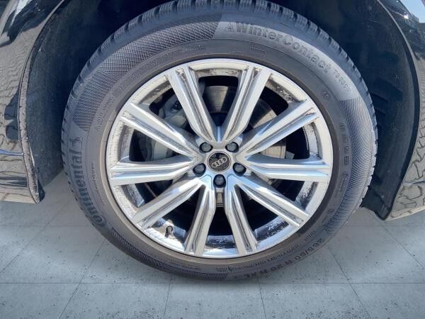 Audi Q8 SUV 55 TFSI qu. tiptr. Luft PANO HUD Matrix