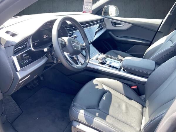 Audi Q8 SUV 55 TFSI qu. tiptr. Luft PANO HUD Matrix