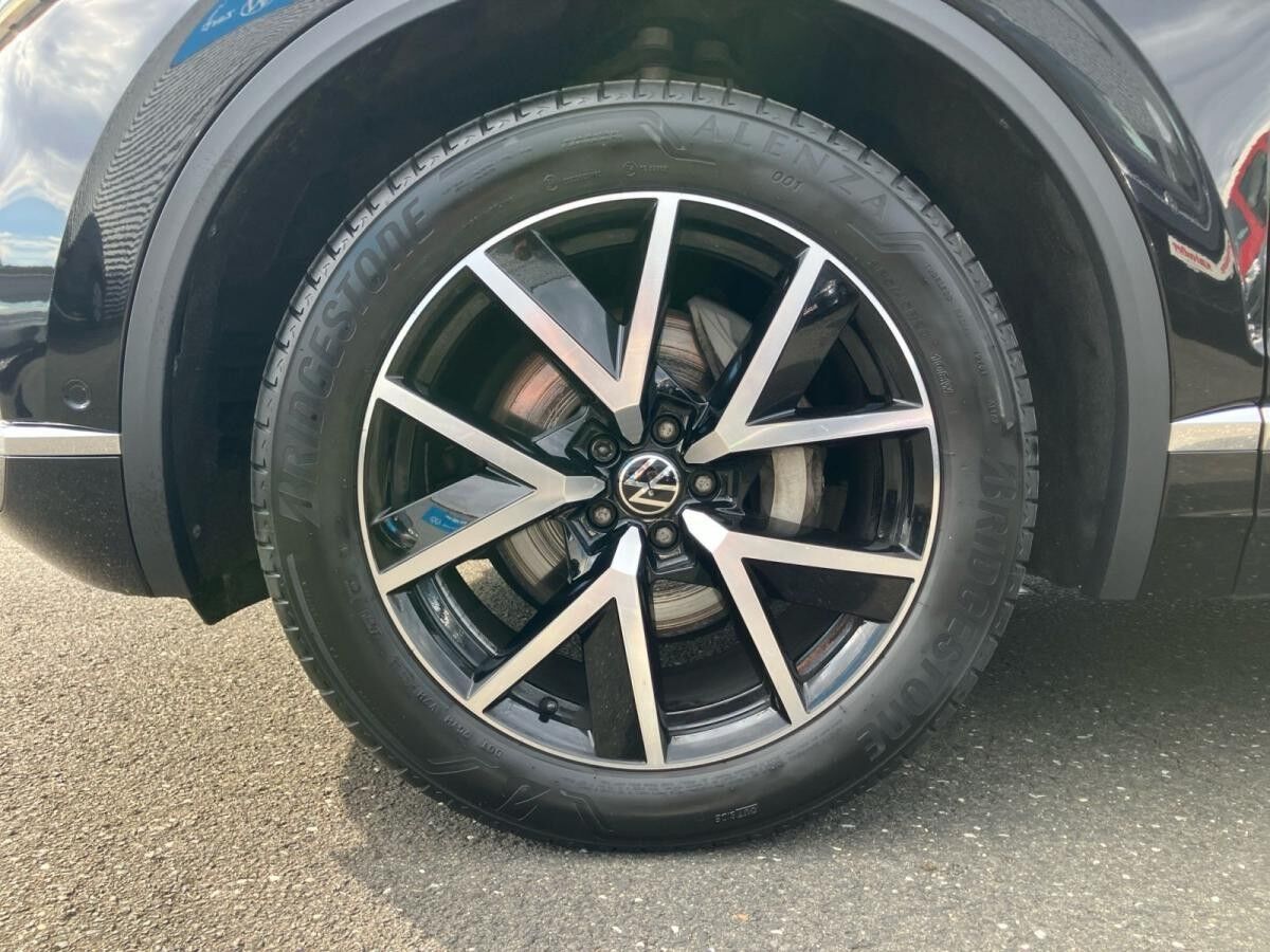 Volkswagen Touareg Elegance 3.0 TDI 4M DSG / Matrix, AHK