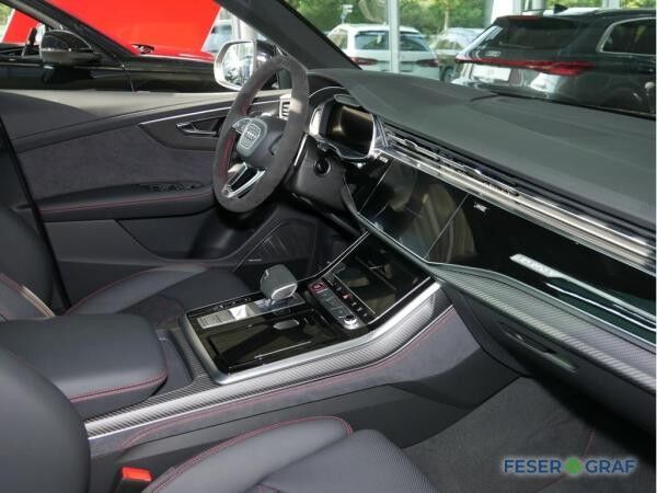 Audi RS Q8 SUV performance tiptronic